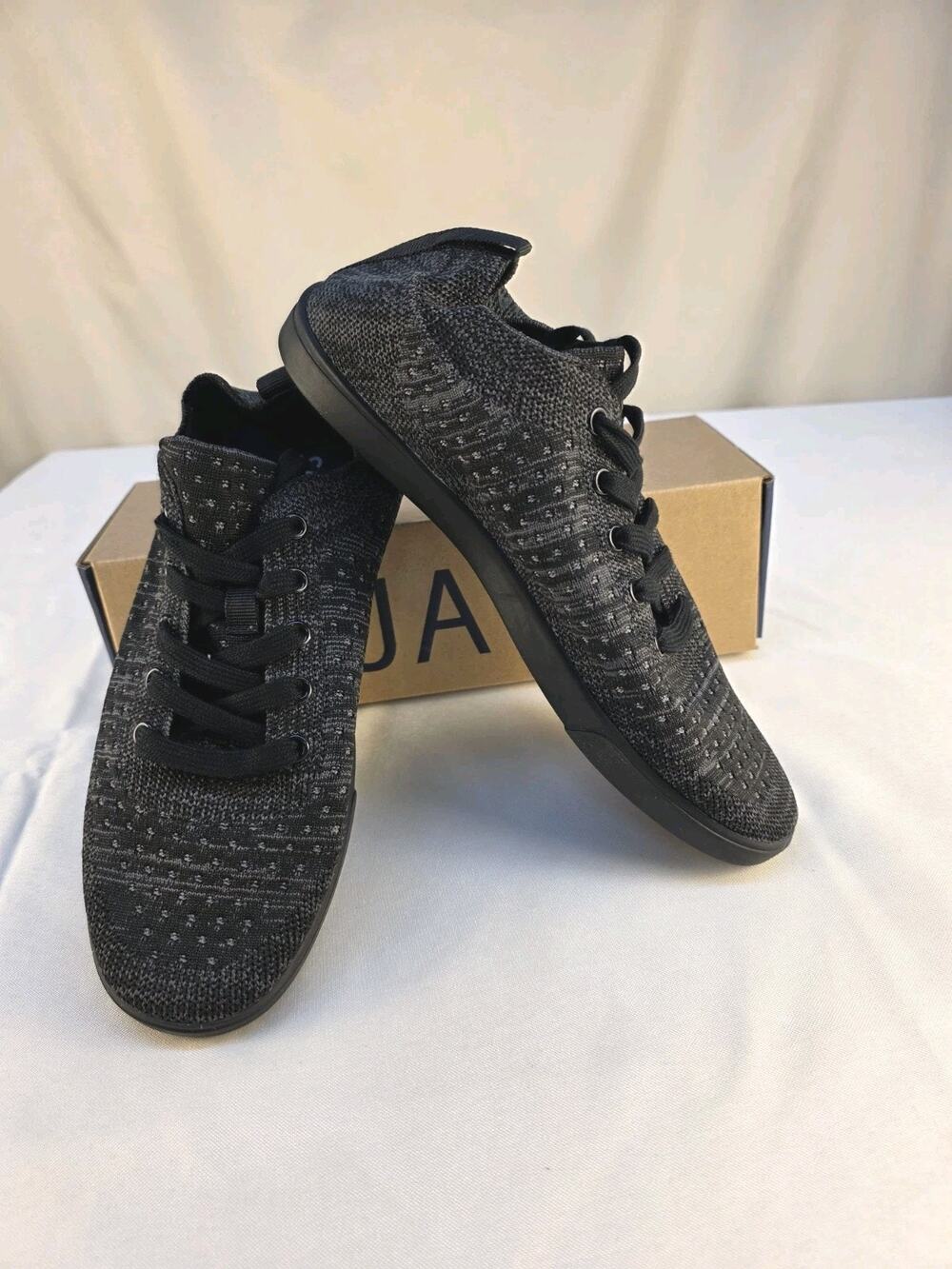 SUAVS Women's Size 9 The Zilker Shoes Charcoal New In Box Tennis Comfort Walking